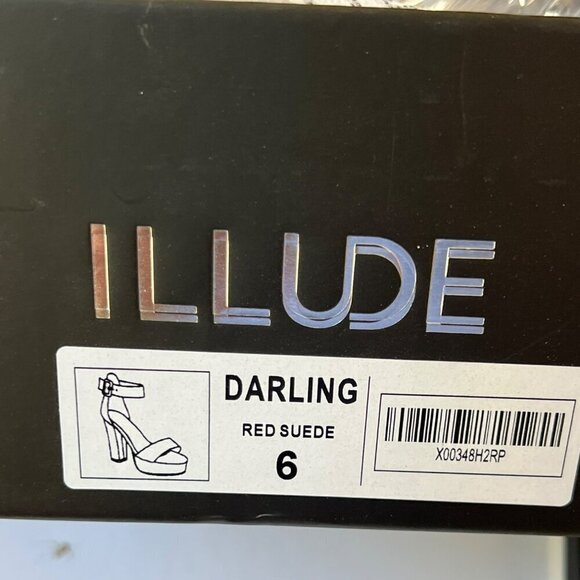 ILLUDE Darling Faux Suede Platform Heels Red Sz 6 NIB - Picture 9 of 9
